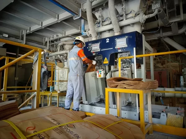 Worker in Indonesian plant