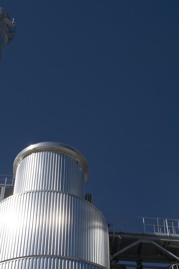 ENERGY & ENVIRONMENT